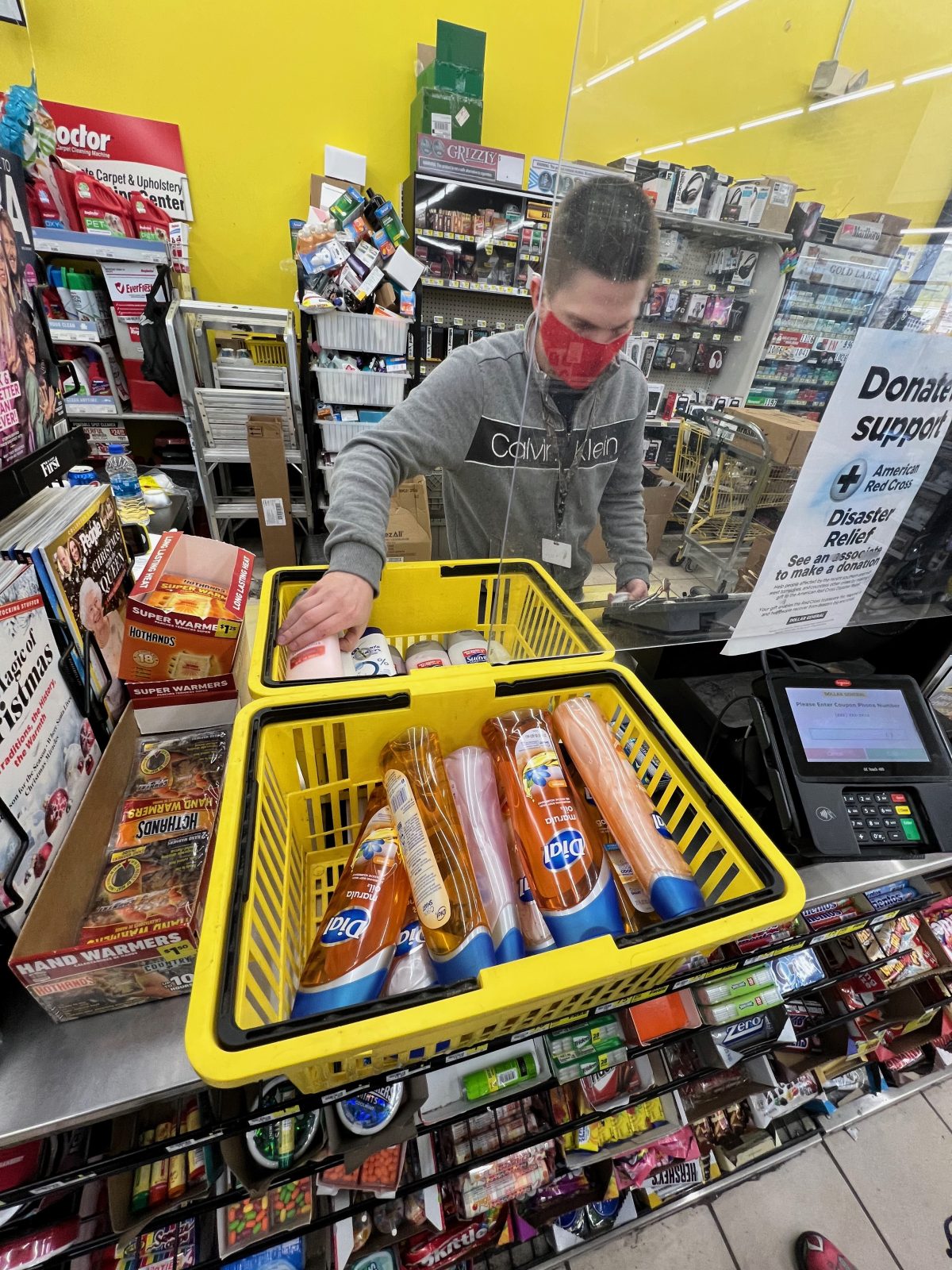 Help For The Mansion Residents A Dollar Store Snob Gives In. We Need