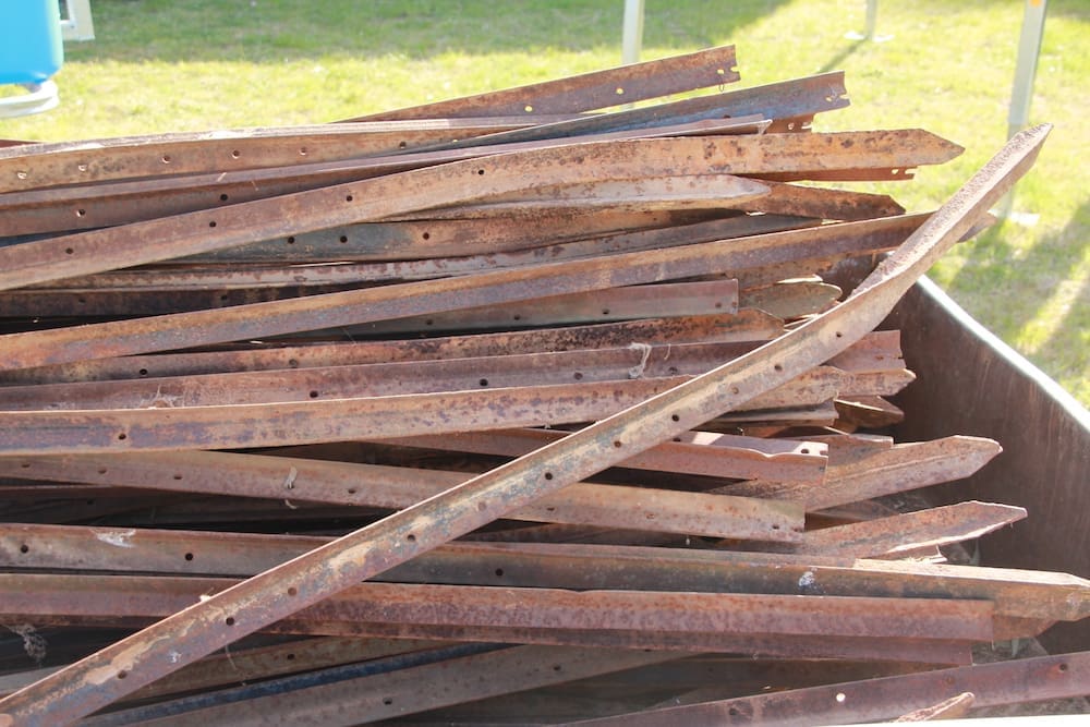 Steel post straightener big hit at Henty Machinery Field Days + VIDEO