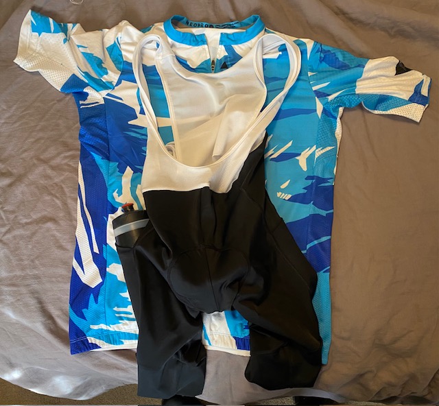NeoPro Cycling Kit Review Splash Jersey & Cargo Bib Shorts Beginner
