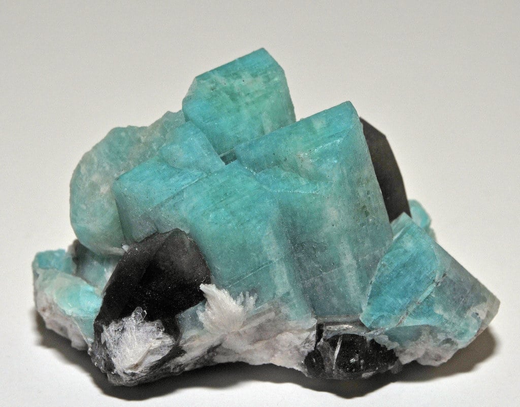 Amazonite Crystal Meaning, Healing Properties, and Uses