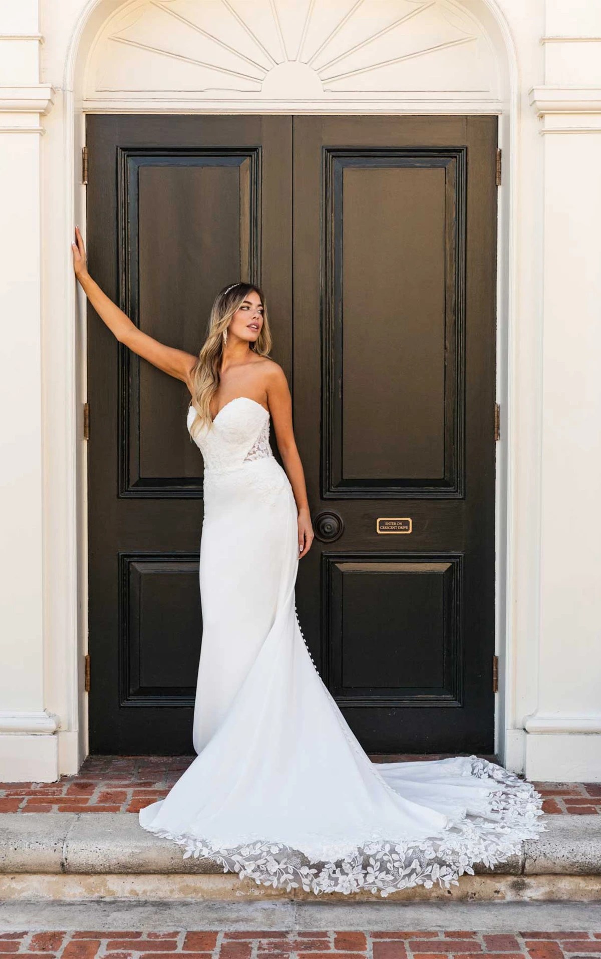 The Vault Belle en Blanc Bridal Shop Wedding Boutique Gowns