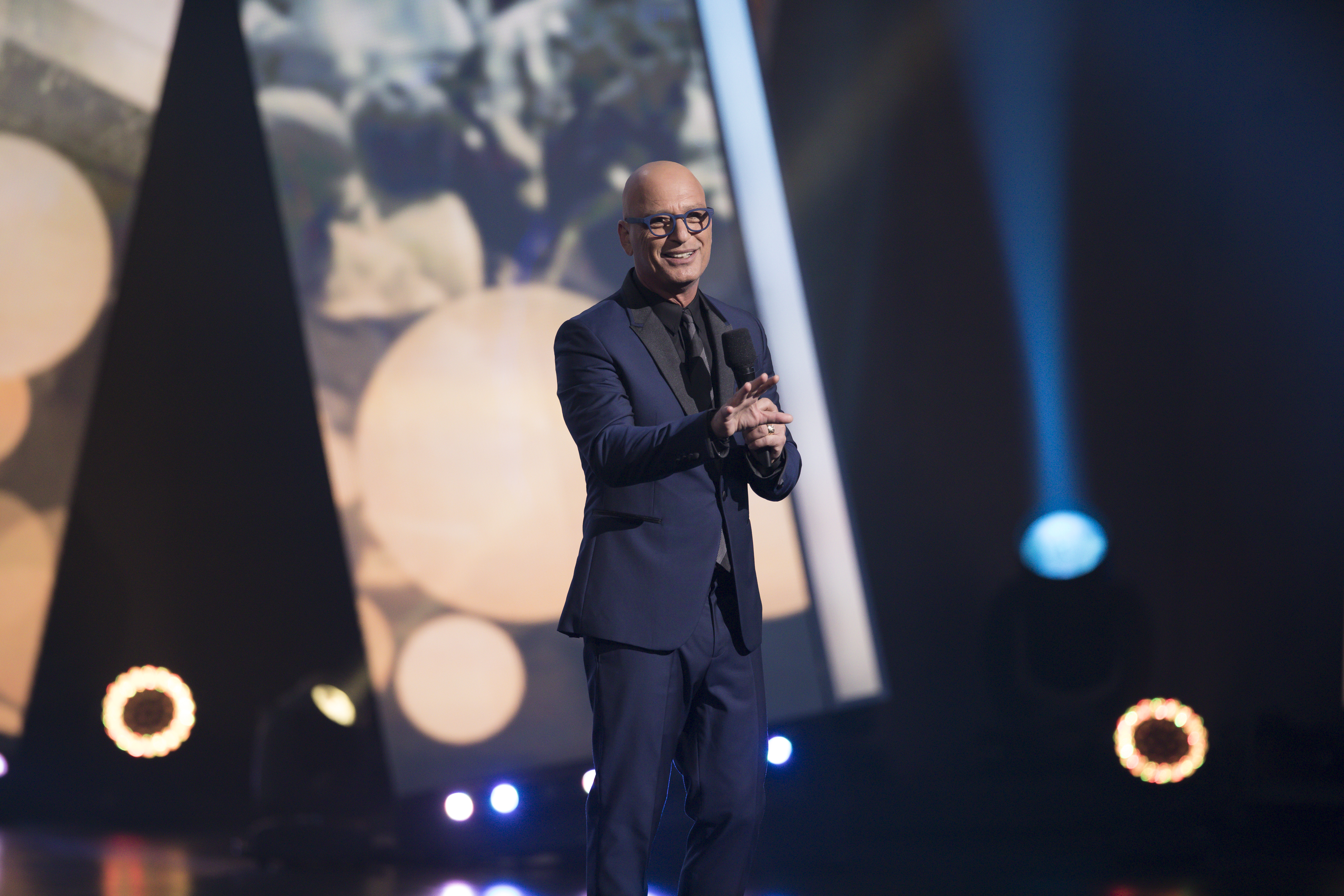 Original Comedy Special THE 3rd ANNUAL HOWIE MANDEL STANDUP GALA