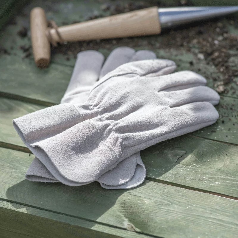 Suede Garden Gloves of Derby