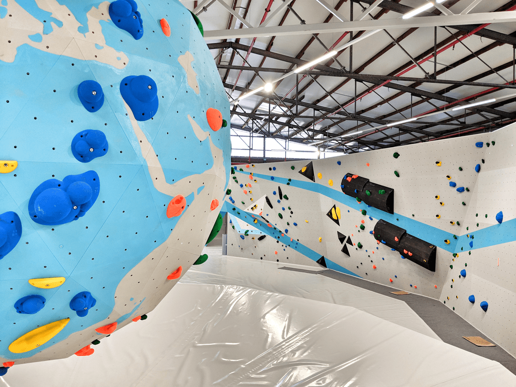 Neueröffnung der größten Boulderhalle Europas
