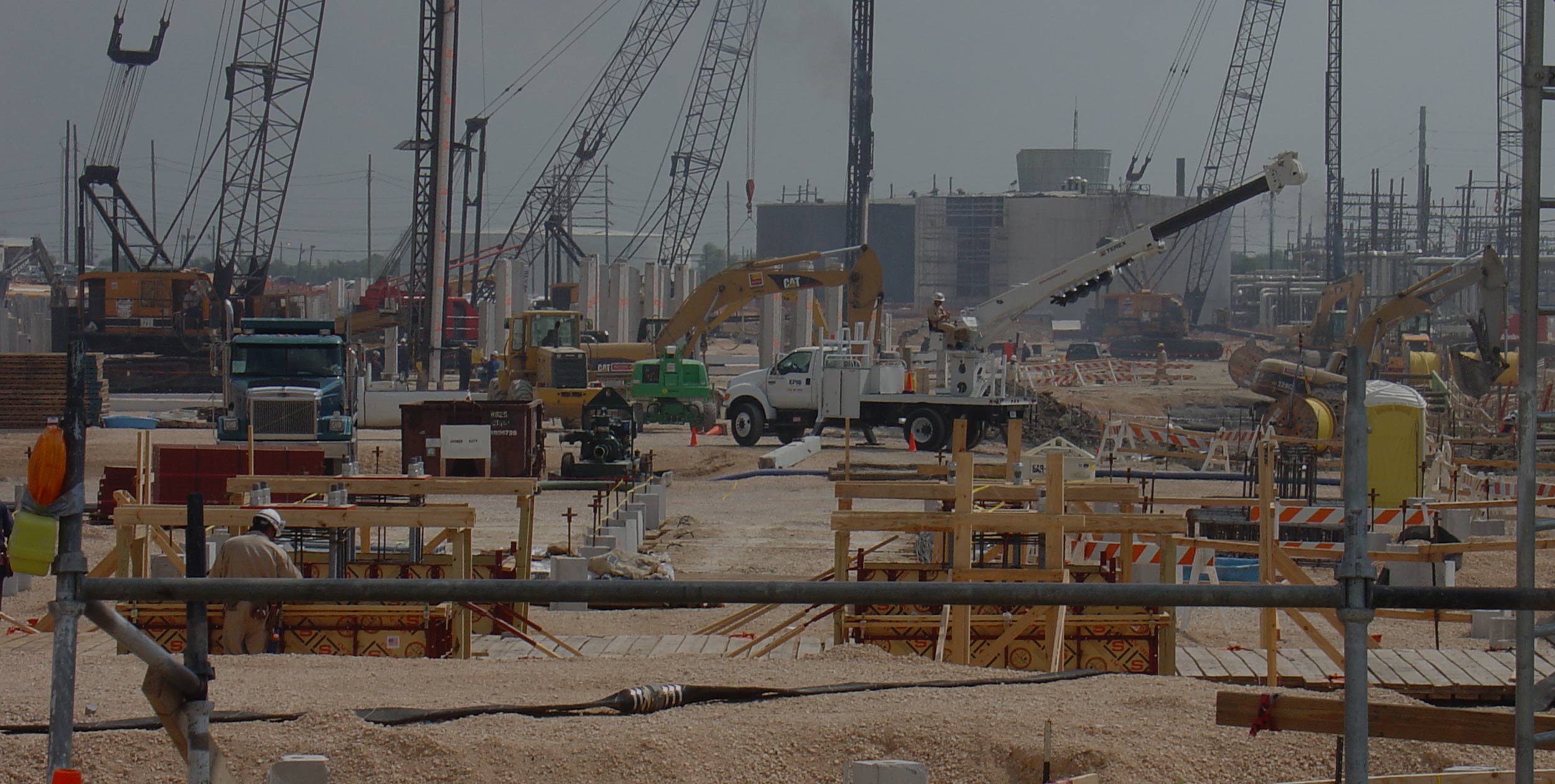 slide2 B&E Resources Industrial General Contractor