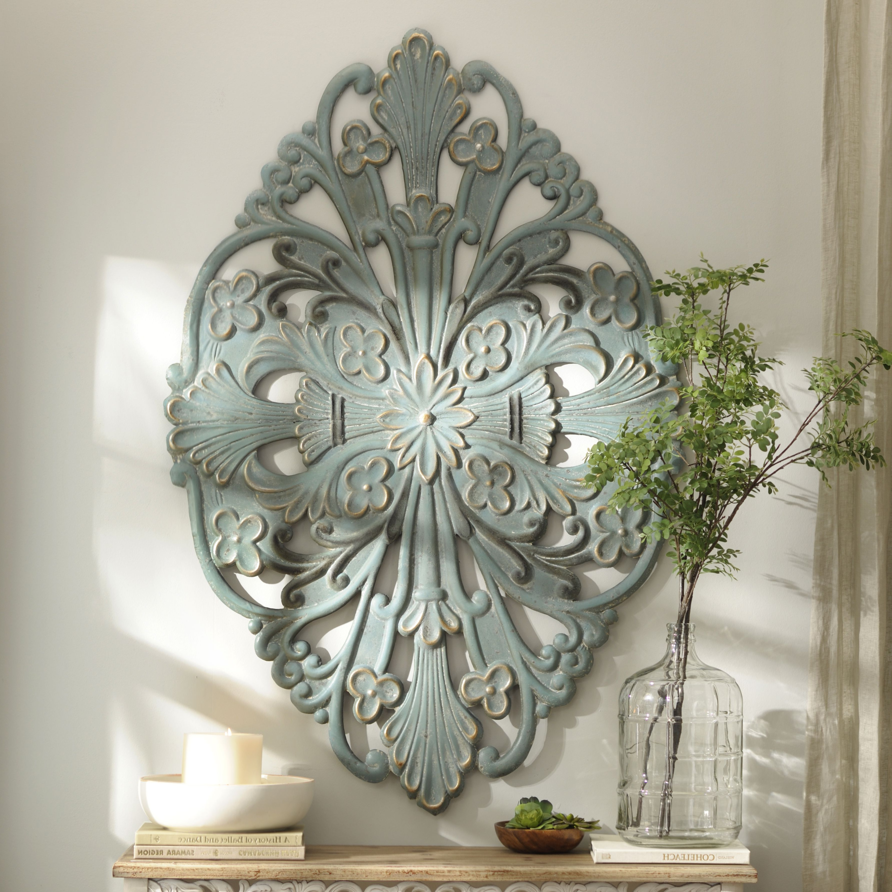 20 The Best Shabby Medallion Wall Decor