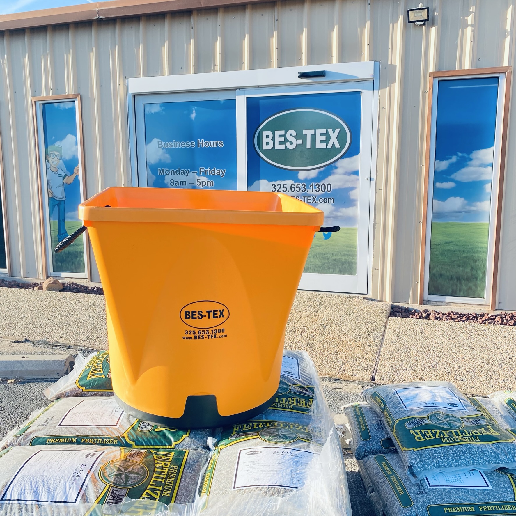 The Square Barrel 325.653.1300