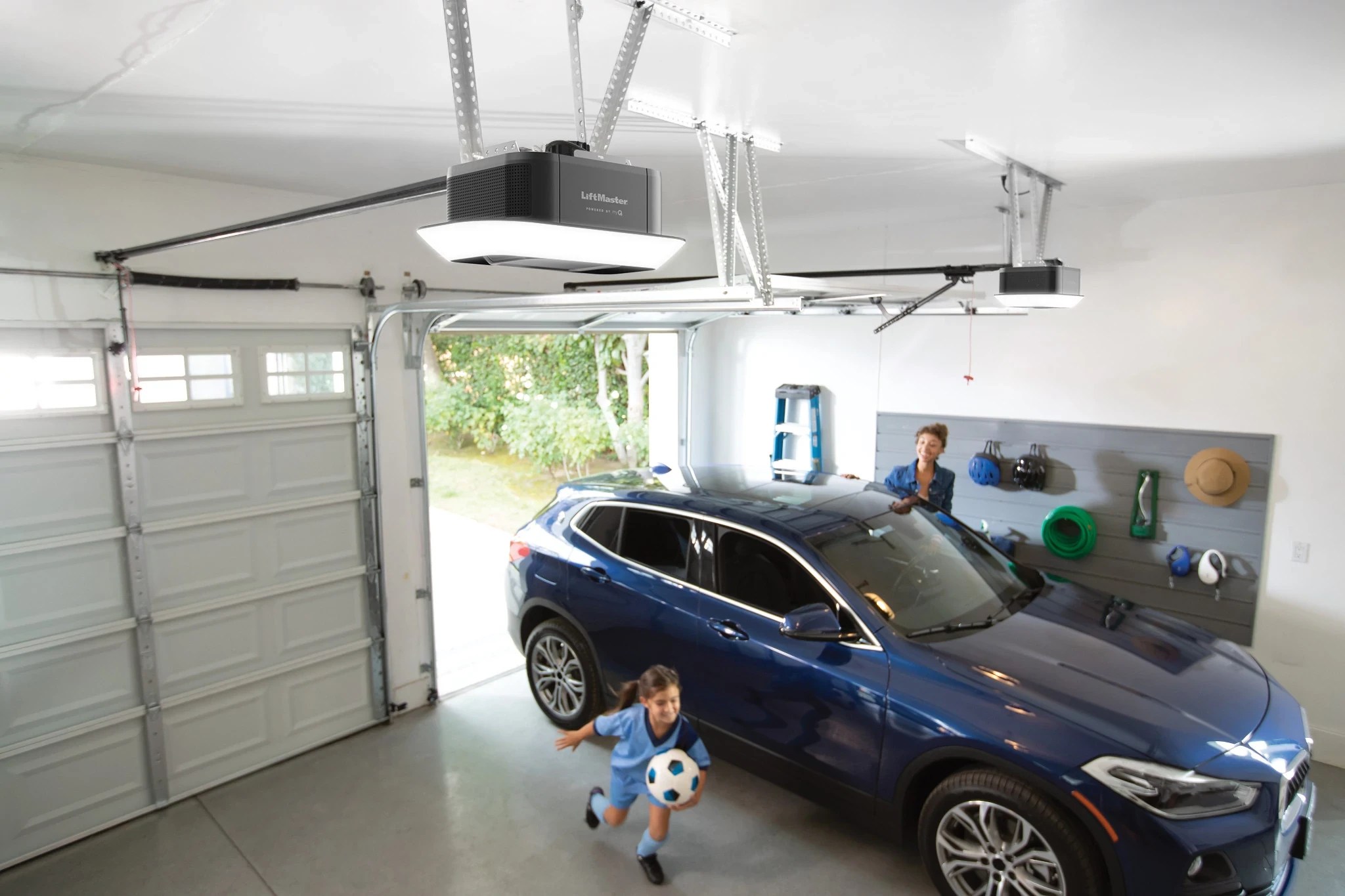 Smart Garage Door Openers Enhancing Convenience and Security Garage