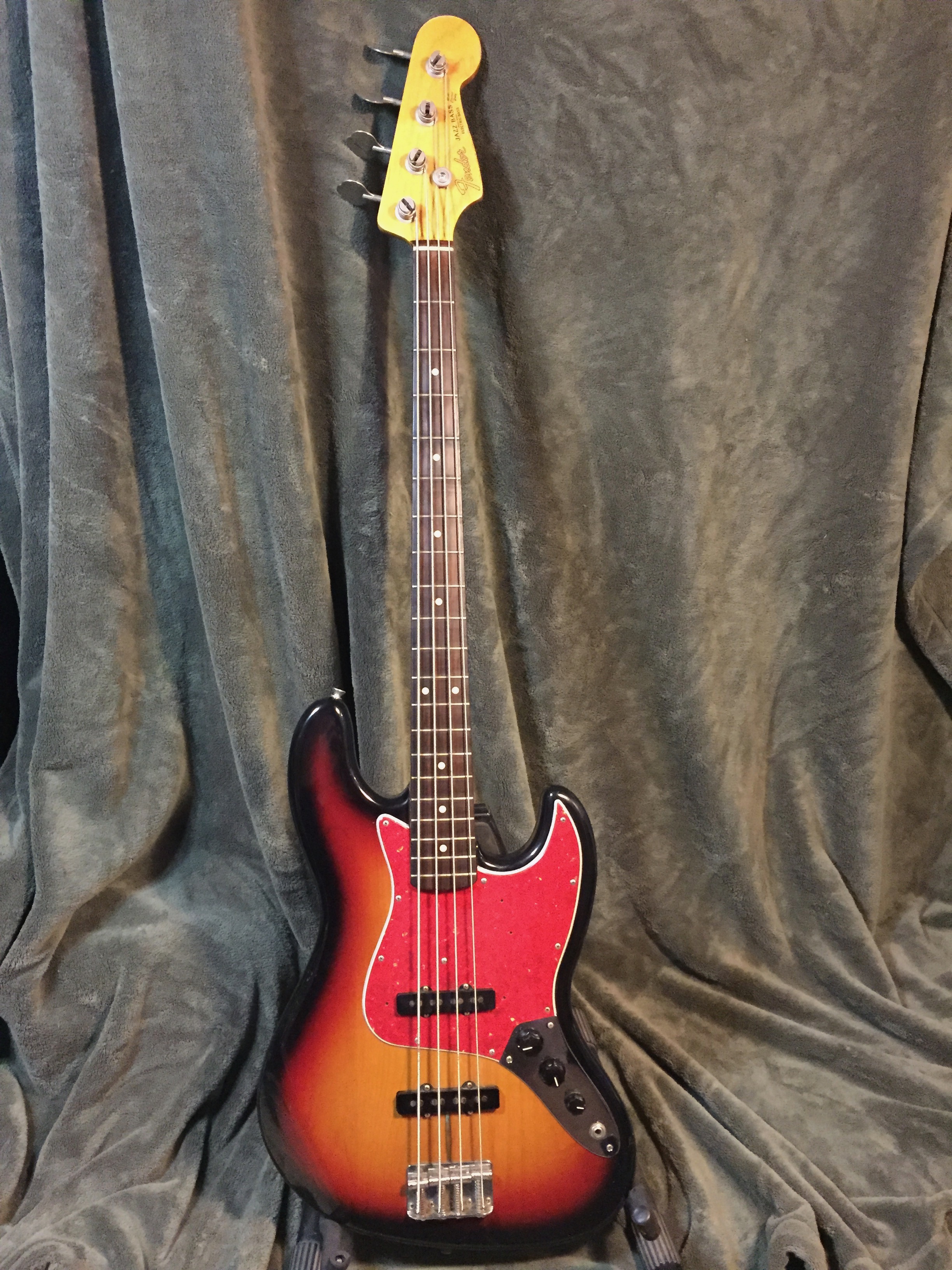 electric bass lessons