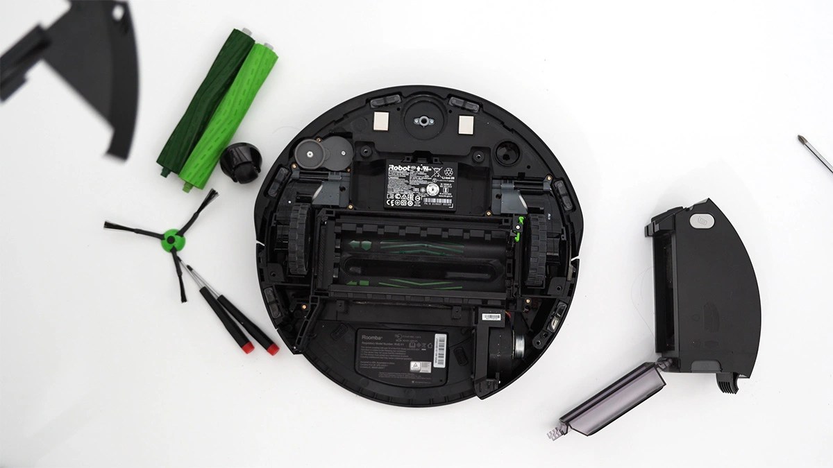 How to Clean Roomba J7 Cordless Vacuum Guide