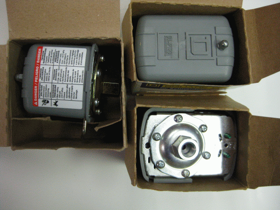 NEW SQUARE D PRESSURE SWITCHES, 9013FSG2J24M1