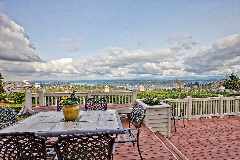 TwoStory Lakemont Bellevue Seattle's Eastside Real Estate