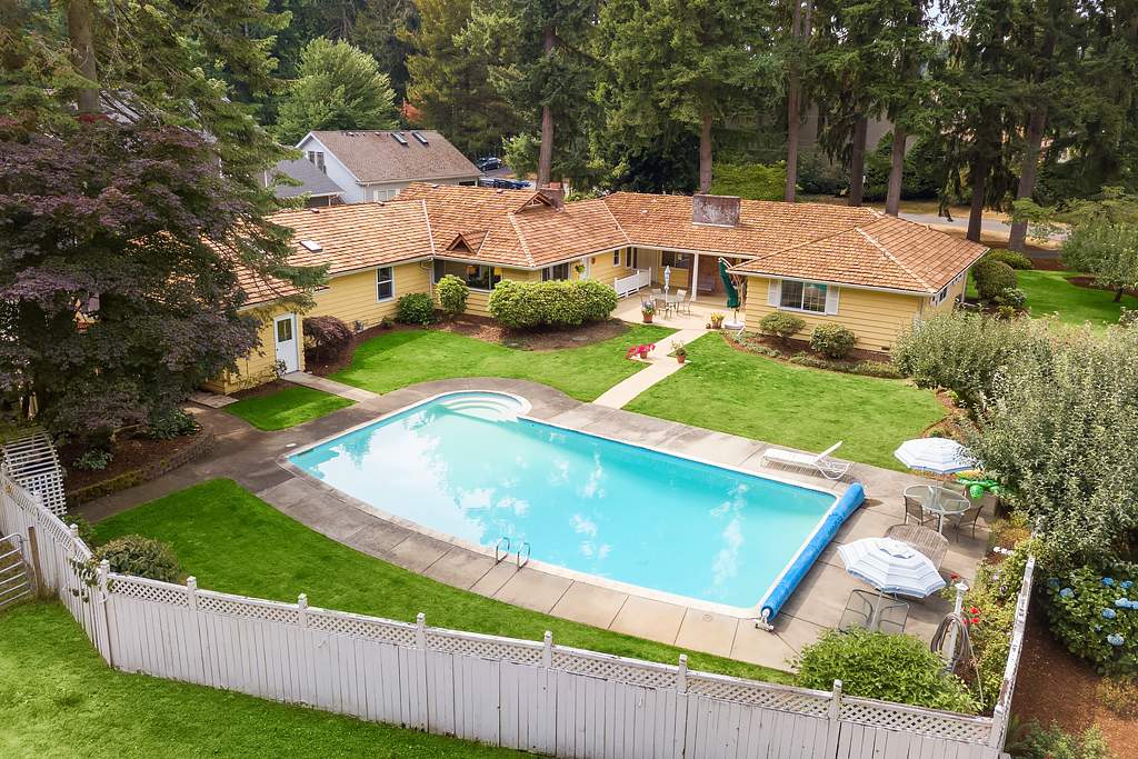 Sprawling Rambler Bridle Trails Kirkland Seattle's Eastside Real