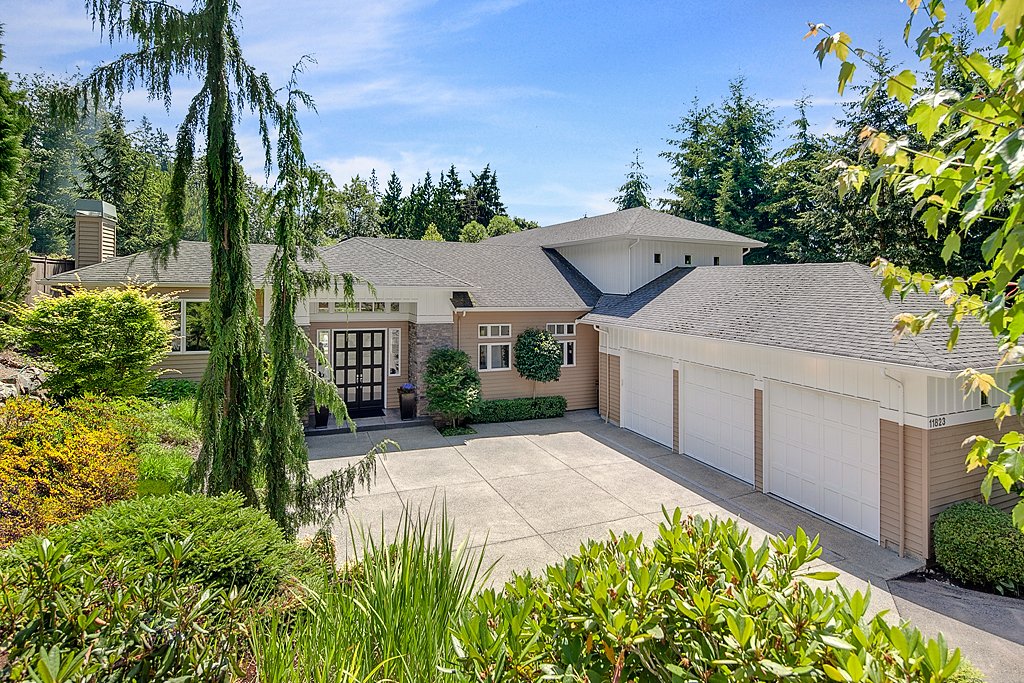 Private Oasis Cor Sun Ranch Bridle Trails Kirkland Seattle's