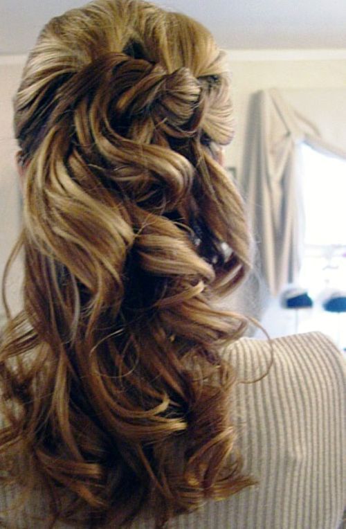 39 Half Up Half Down Hairstyles To Make You Look Perfect (500 x 764 Pixel)