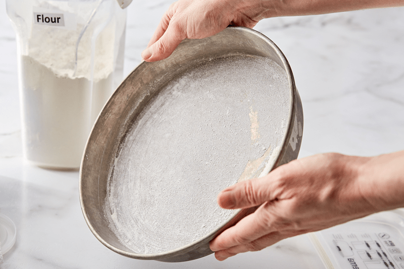 How to Grease a Cake Pan Baking Tips Betty Crocker UK