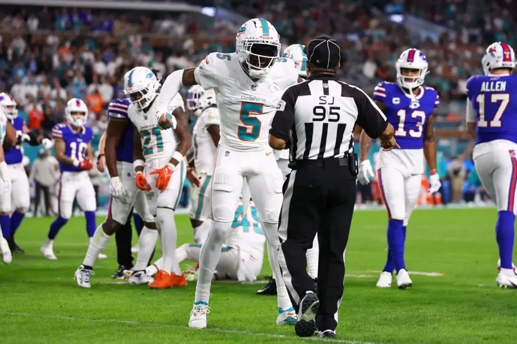 How Much Do NFL Refs Make? Understanding The Salaries Of Football's