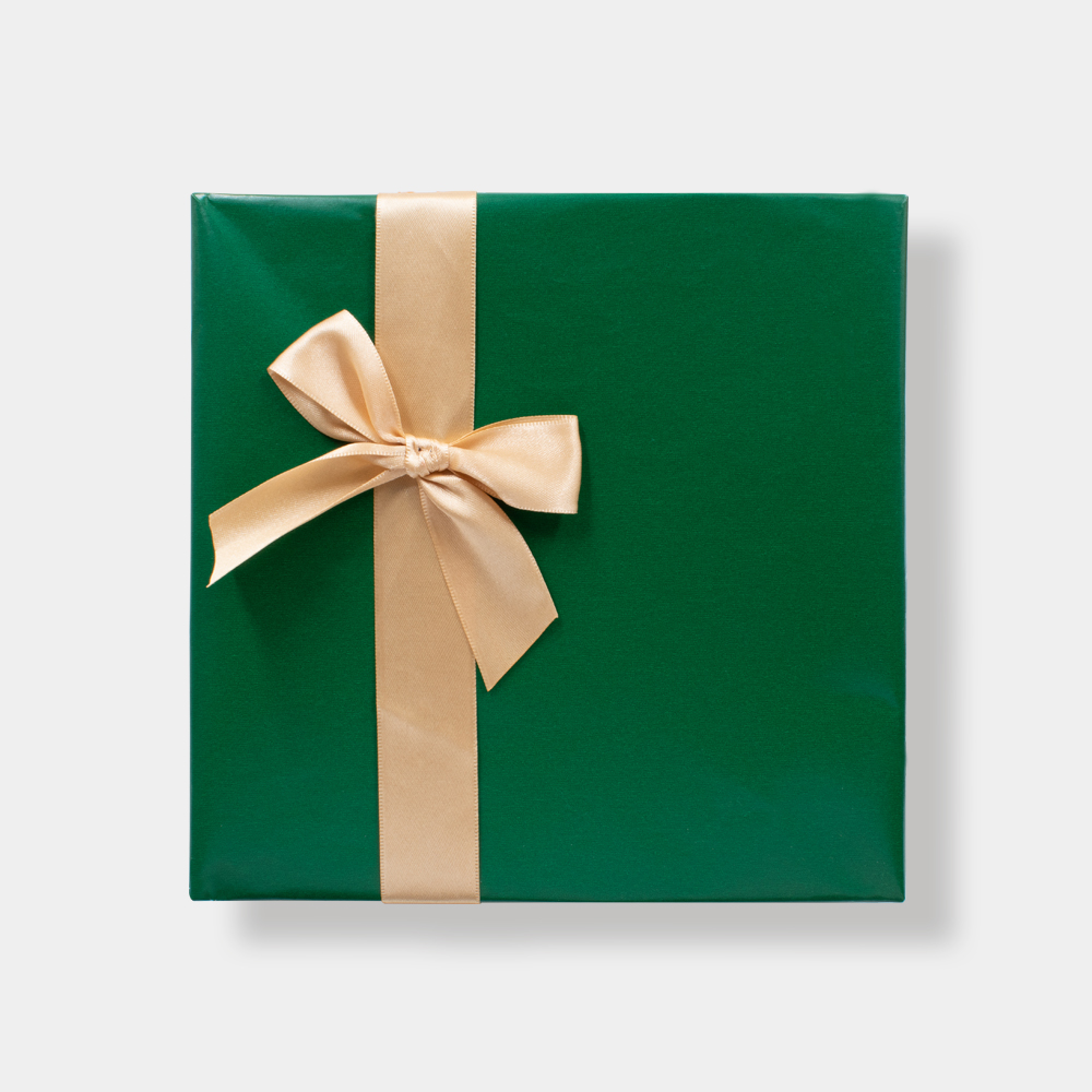 00263_16PIECE GREEN GIFTWRAPPED BOX Beyers Chocolates