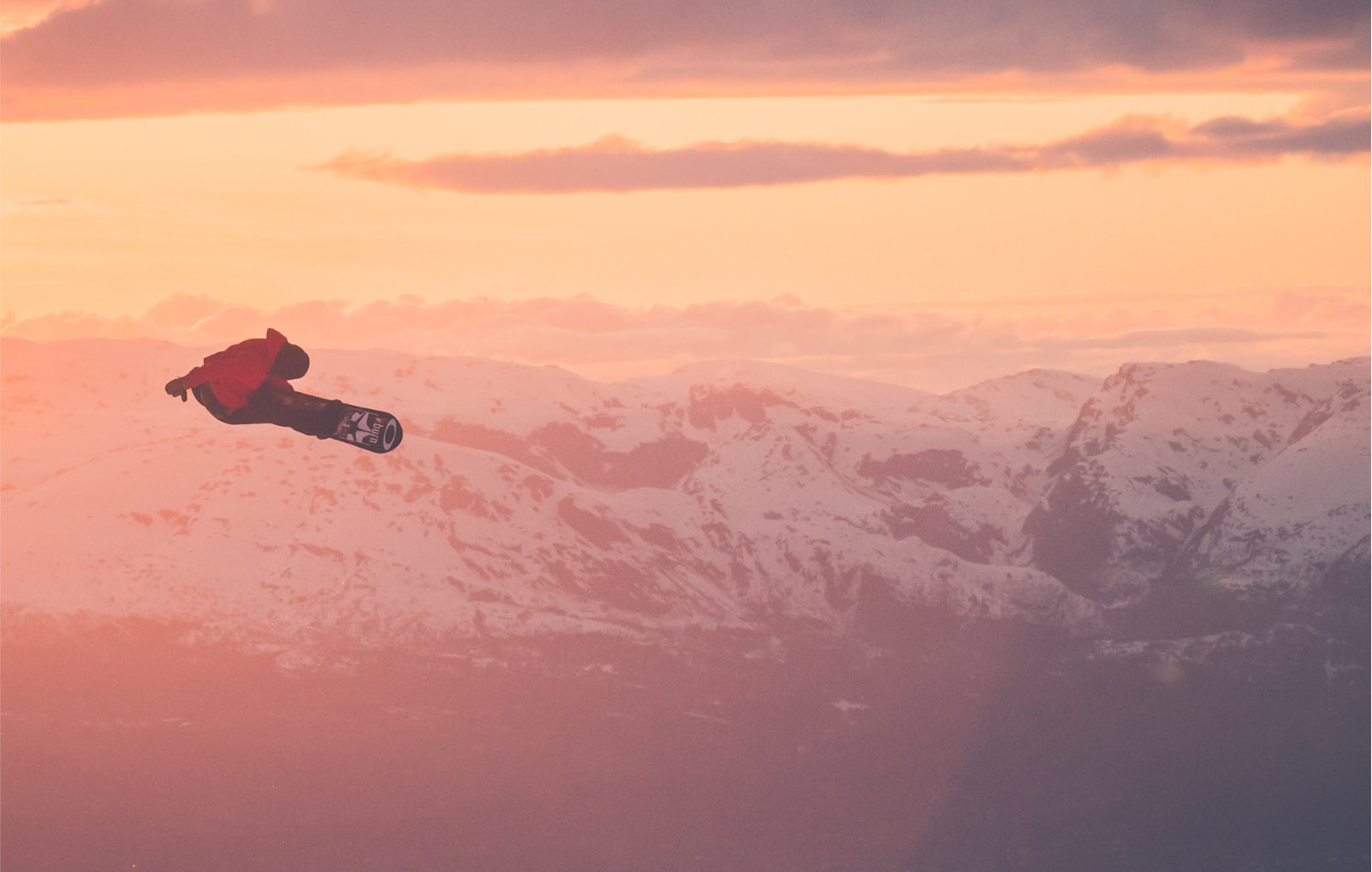 Die besten Freeride Snowboards? (Test & Vergleich 2024)