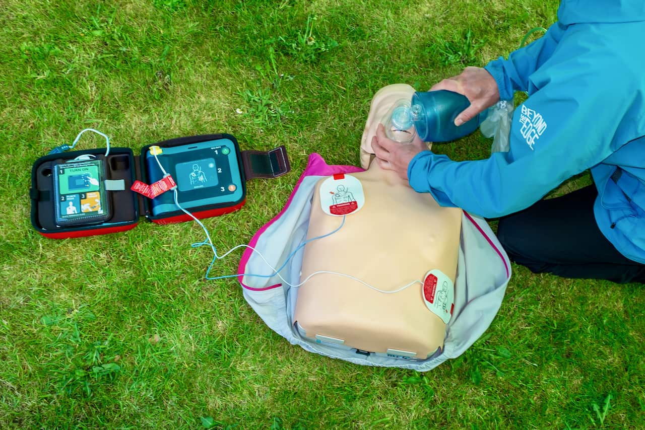 Outdoor First Aid Courses Beyond the Edge