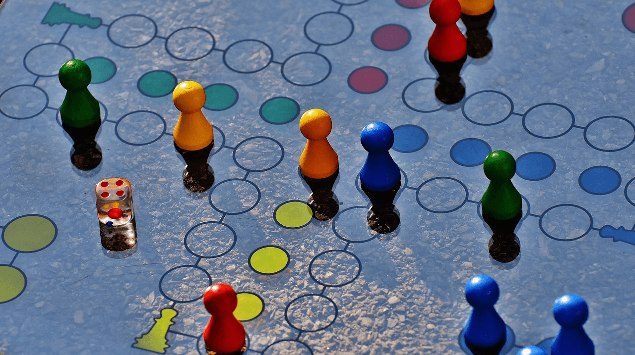 Meilleurs Jeux De Societe 2021 Guide D Achat Et Comparatif
