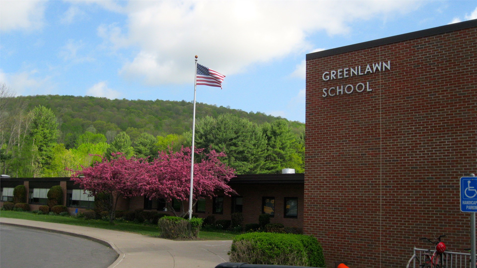 Greenlawn Elementary