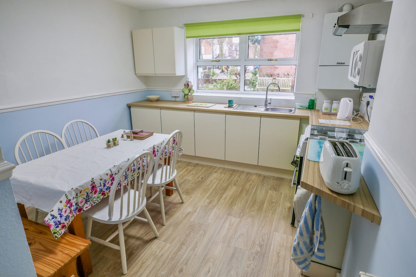 Dunster Sleeps 6 to 7 Baptist Holiday Apartments, Minehead