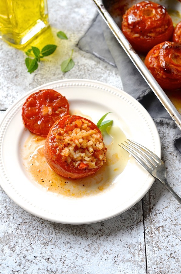 Saffron risotto stuffed tomatoesItalian flavours