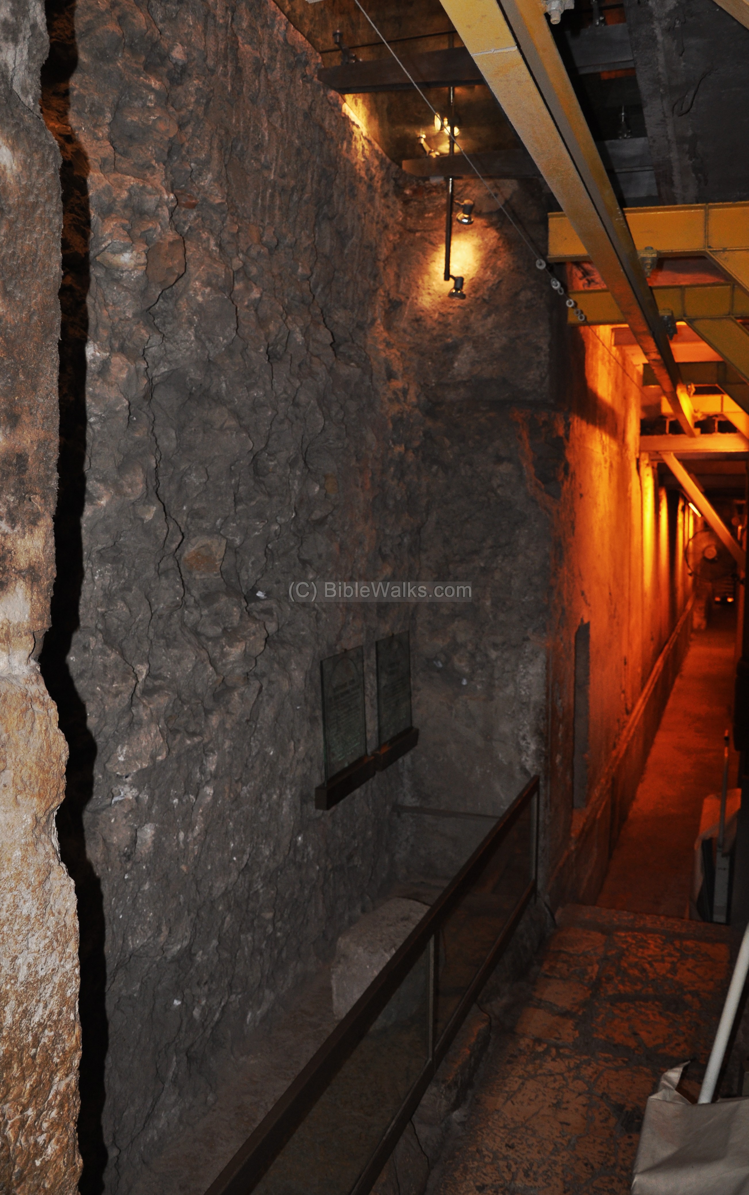 Western Wall Tunnels BibleWalks 500+ sites