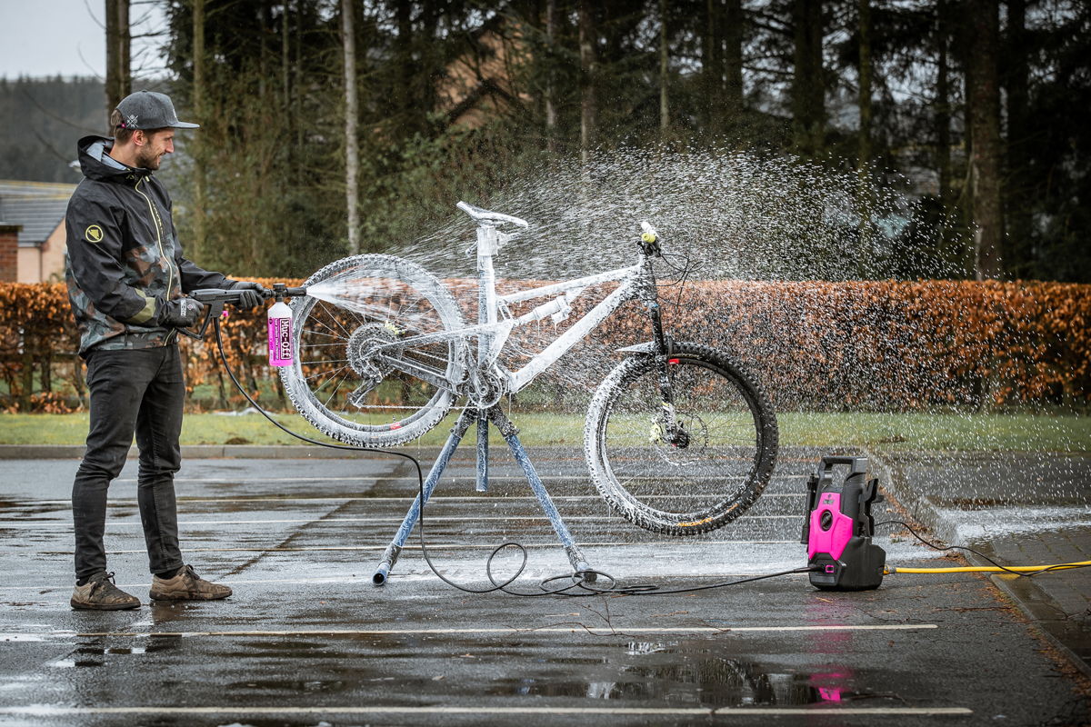 MucOff introduces first bikespecific pressure washer Bicycle