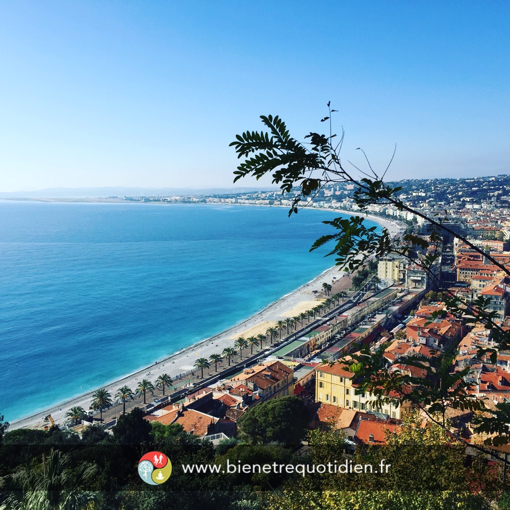 Vue de la Marina Baie des anges à Nice Bienêtre quotidien
