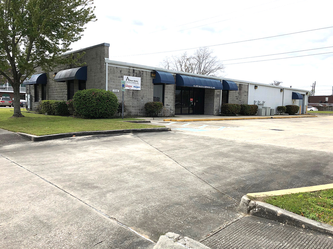 New Orleans Building FOR LEASE