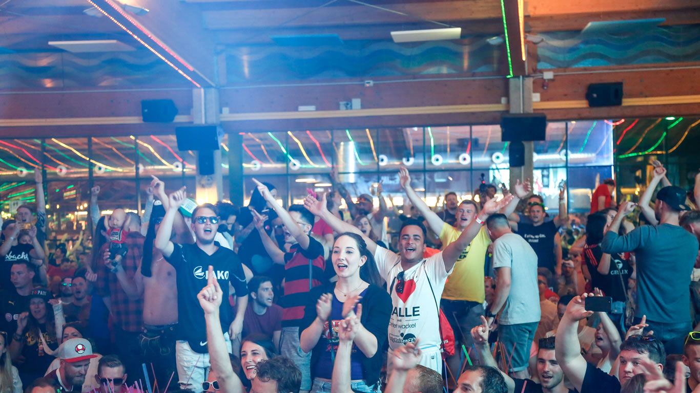 Embargo ankommen Sand in die Augen streuen bierkönig live radio