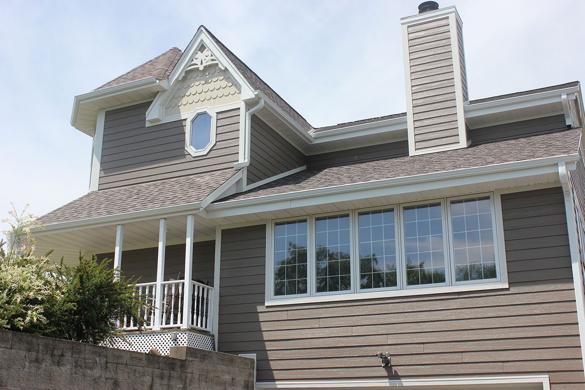 LP Smartside Montana Suede Siding White Trim Almond Scallop North