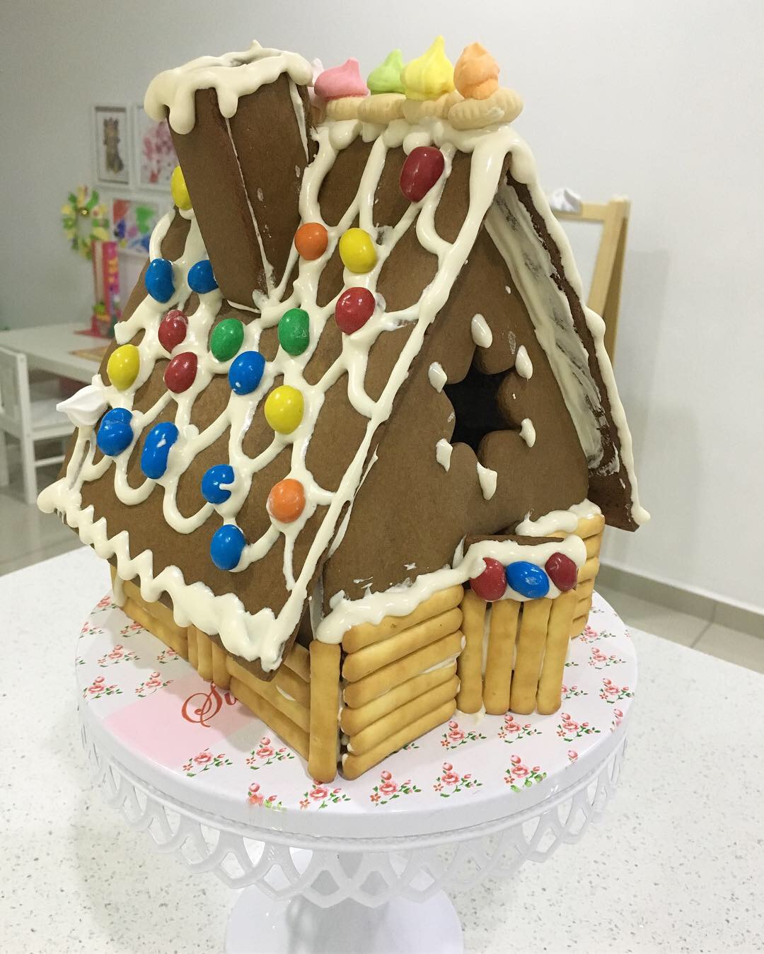 How To Make A Gingerbread House Log Cabin No Kit Required