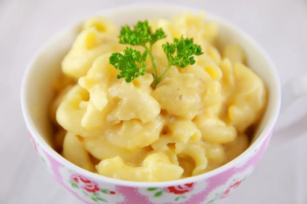 1/4 to 1/2 cup shredded cheese, such as cheddar, monterey jack, or provolone. Microwave Macaroni and Cheese in a Mug (Microwave Mug ...