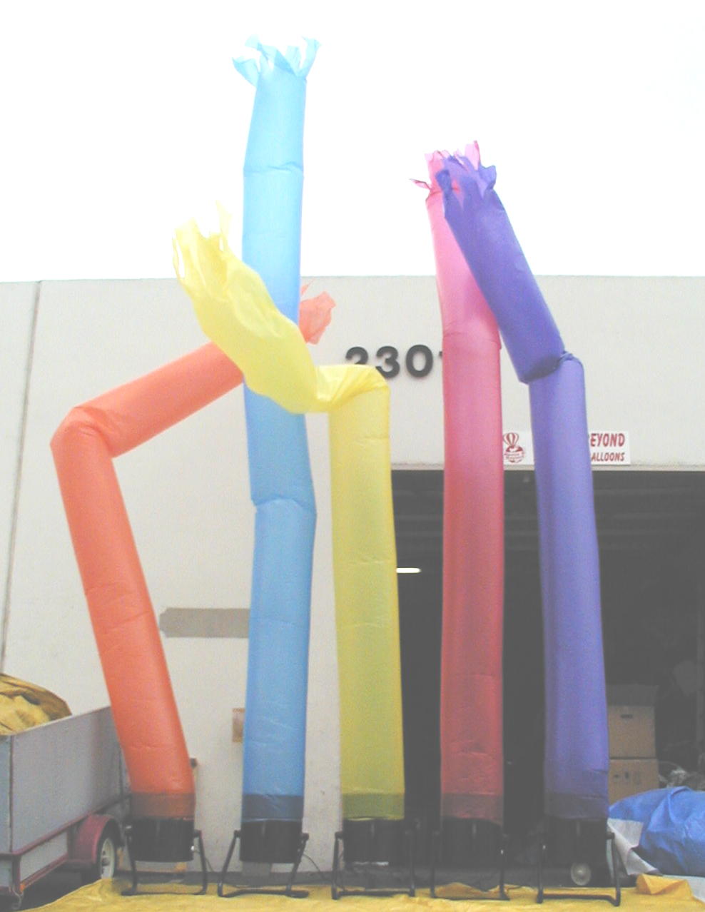 Air Dancers, Dancing Balloons, Inflatable moving balloons.