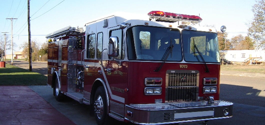 Smeal Pumper (Wolf Point Fire Department) Big Sky Fire Equipment