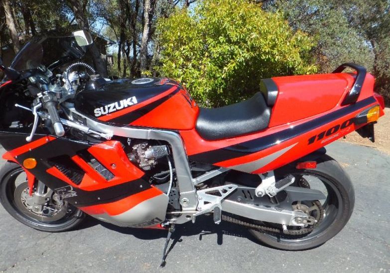 Suzuki gsx r1100