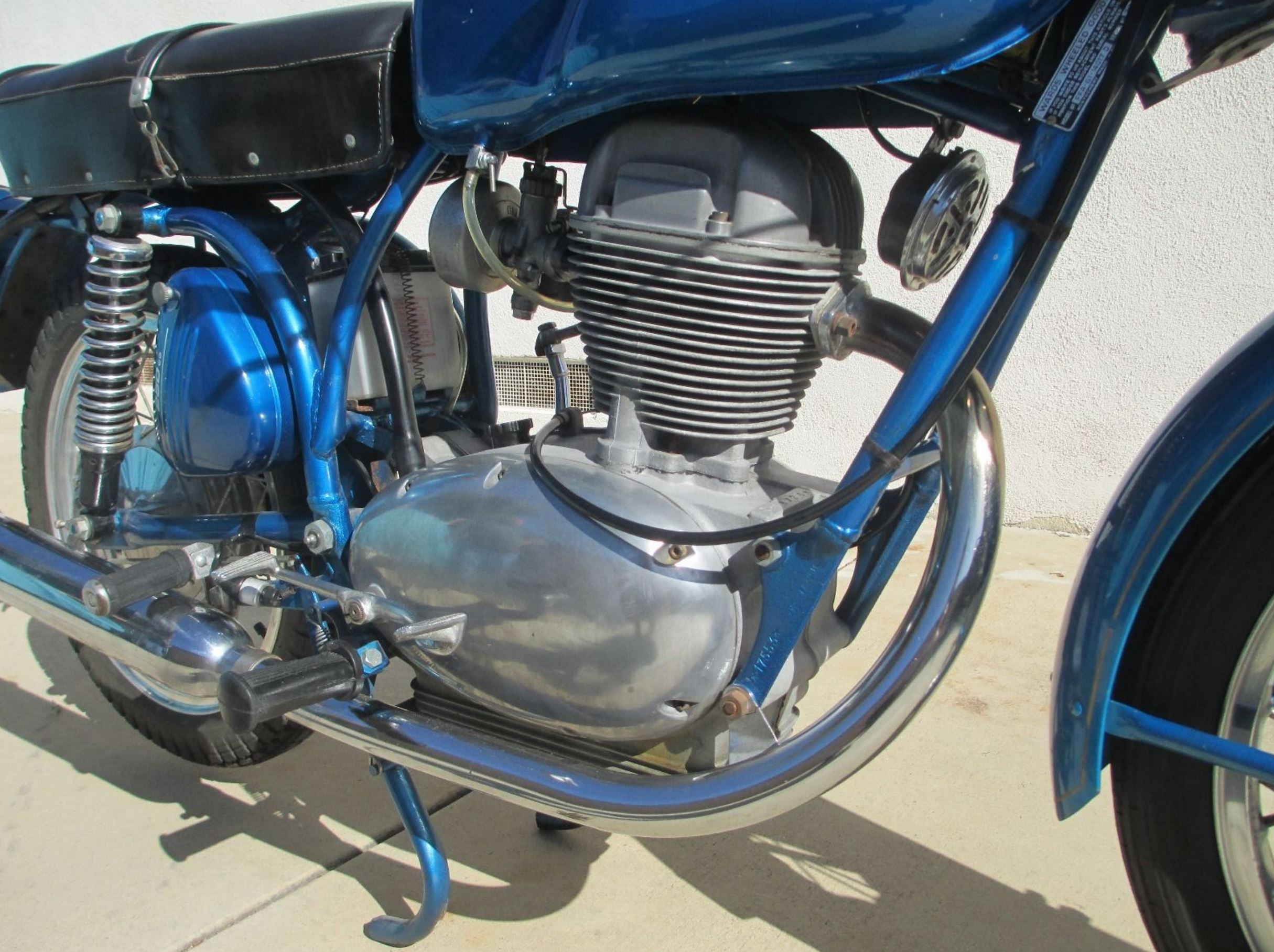 1967 Wards Riverside 250 Benelli Bike-urious