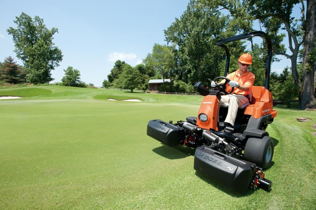 Finding Quality Used Turf Equipment Biking Circle