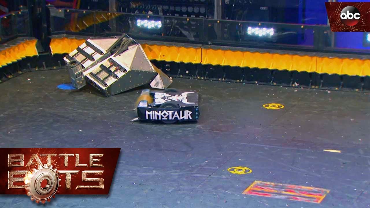 BattleBots Blacksmith vs. Minotaur Video auf