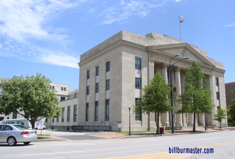 Looking at the Topeka Post Office. (June, 2010)