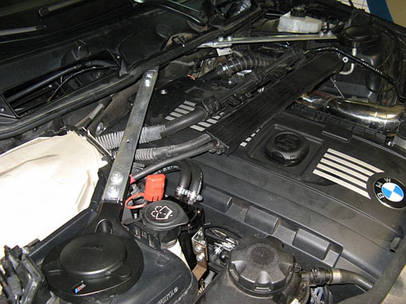 BMW 335i E92 M3 Strut Brace Installation DIY