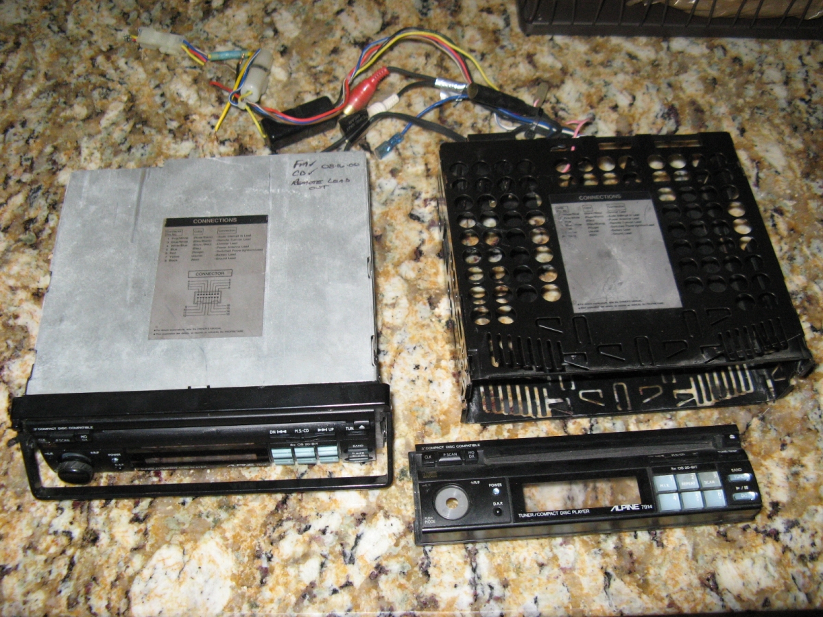 FS ALPINE 7914 (but pullout) LIKE NEW 200 picked up