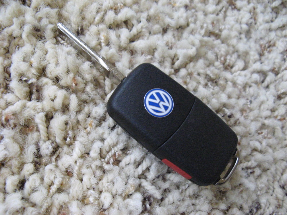 NEW Touareg Key Fob with Uncut Key Club Touareg Forums