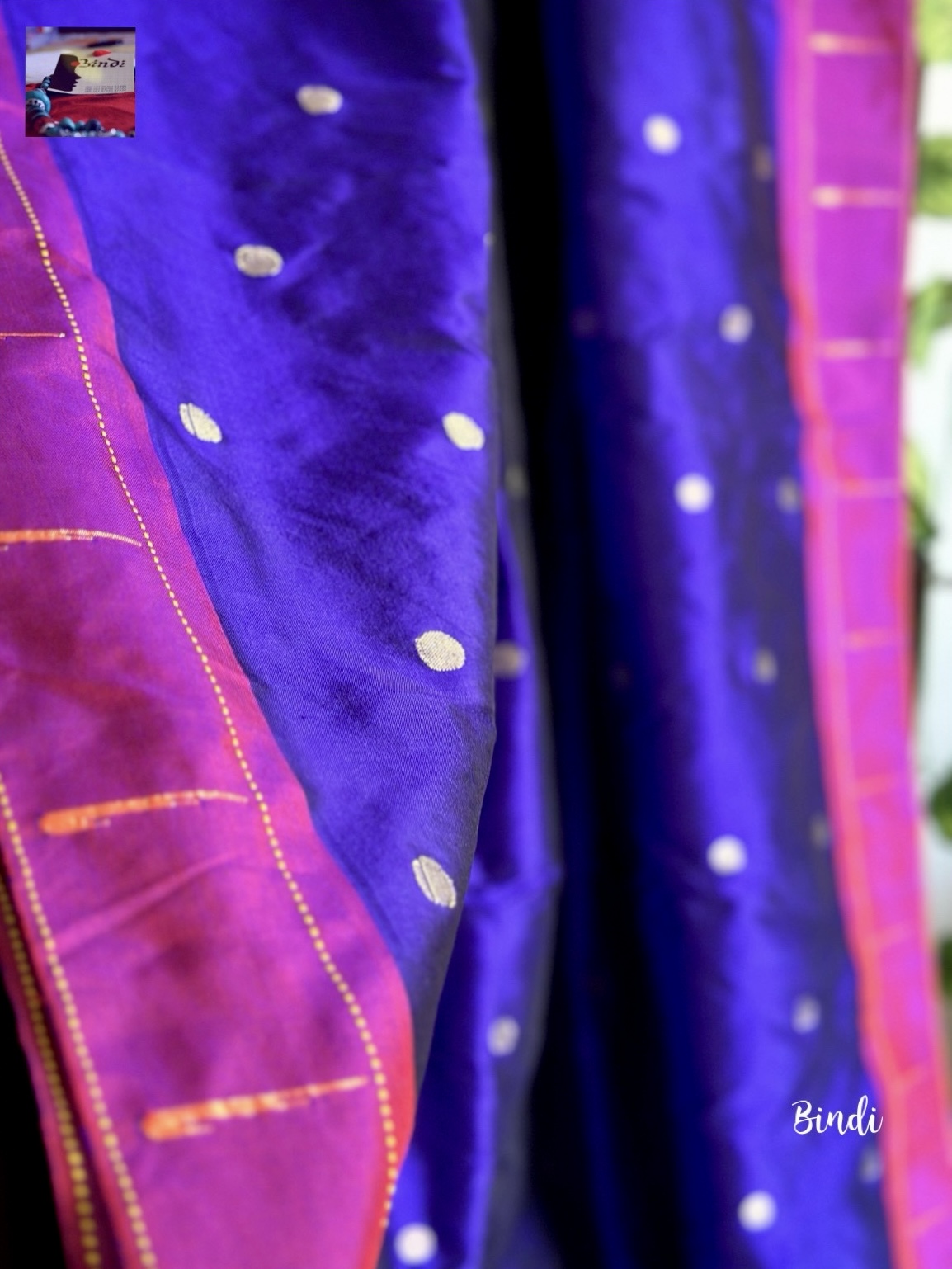 O HANSINI Handwoven Muniya Border Paithani Silk Bindi Studio