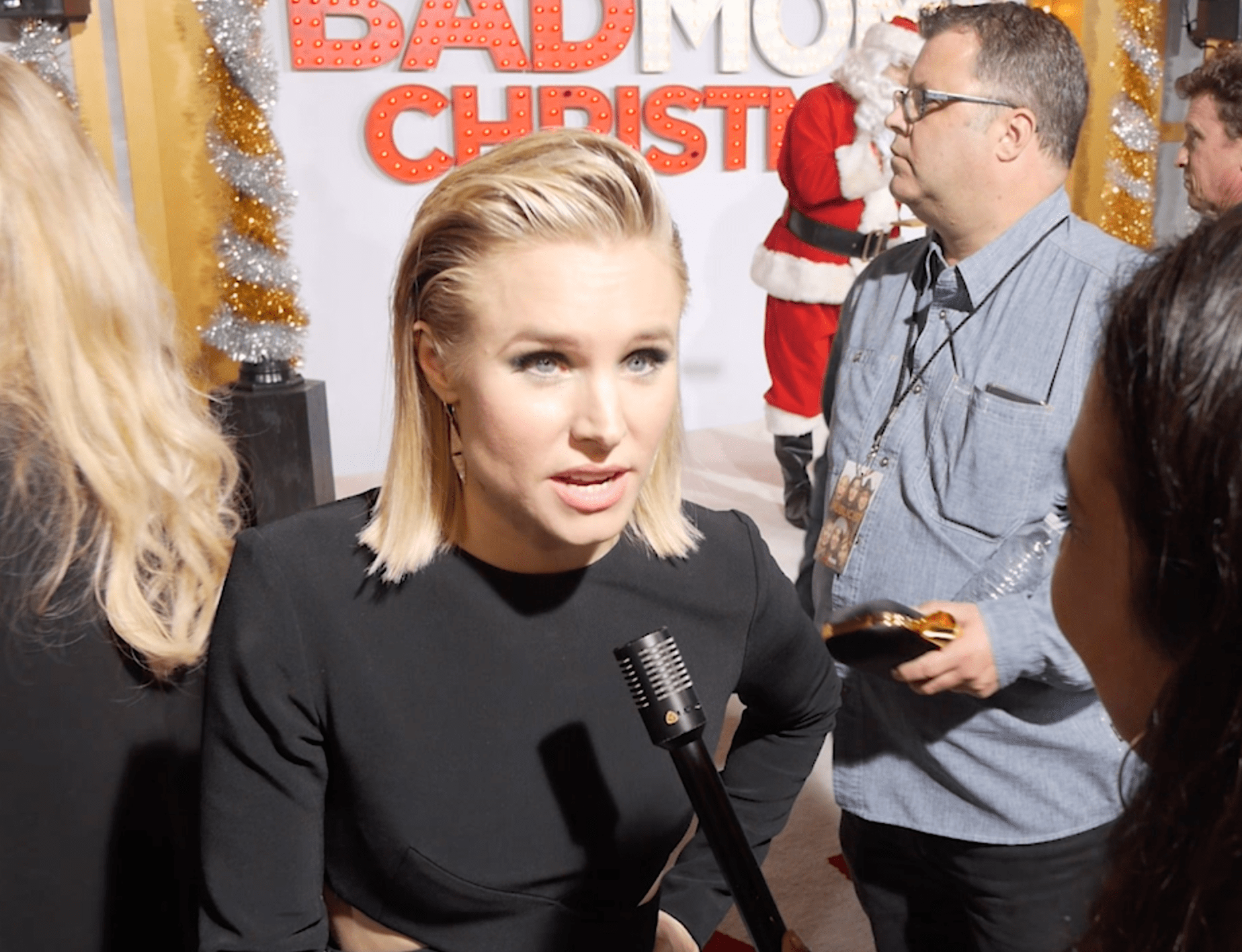 A Bad Moms Christmas World Premiere Bionic Buzz