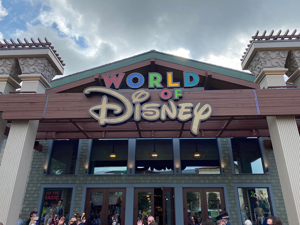 World Of Disney Store Disney Springs Biggest In The World