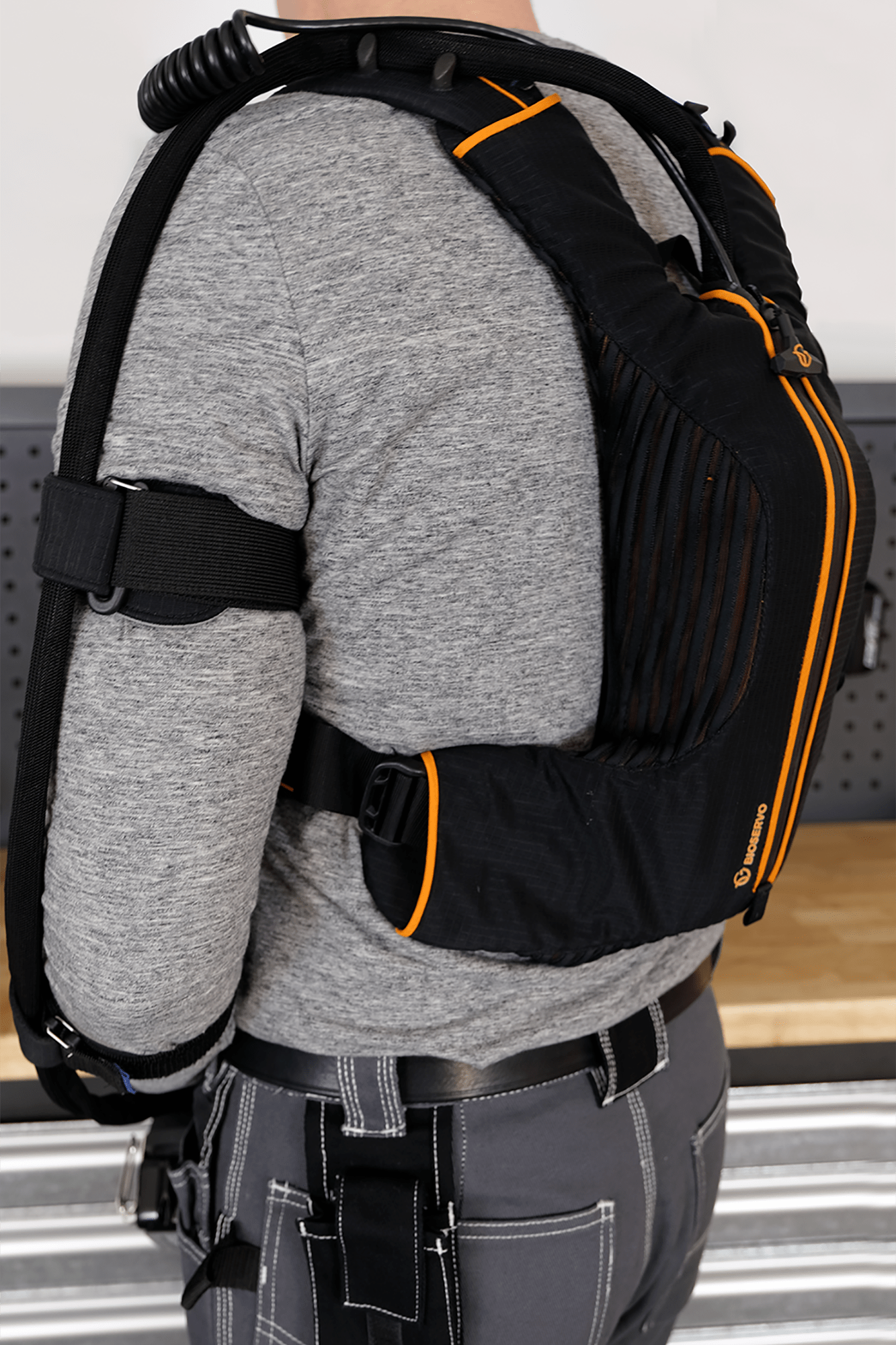 Videos and pictures Ironhand Bioservo